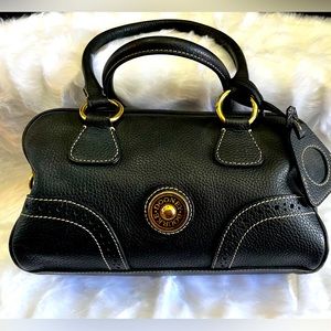 Dooney & Burke shoulder handbag